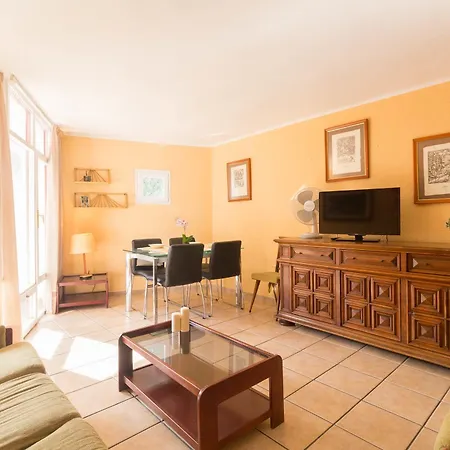 Corcega Palmyra Apartment