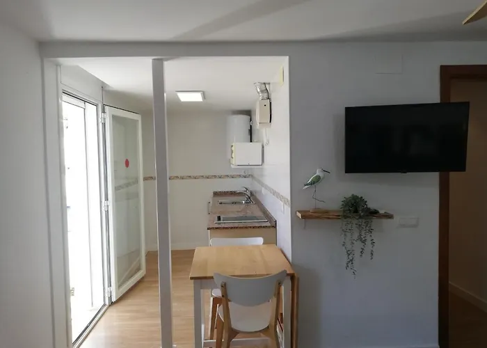 Апартаменты Corcega Palmyra Салоу