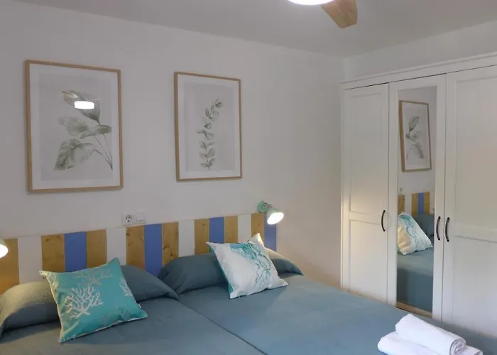 Апартаменты Corcega Palmyra Салоу