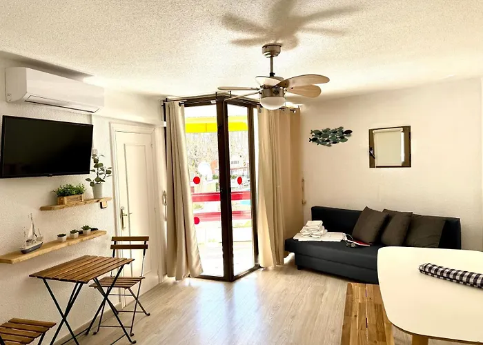 Corcega Palmyra * Салоу